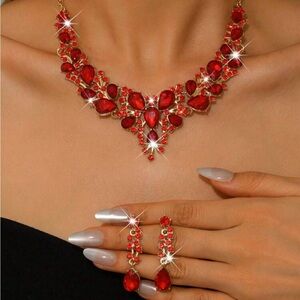 Bossy's Boutique Radiant Red Necklace Set